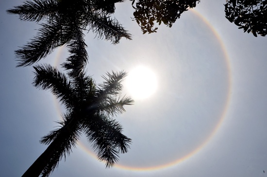 Vanh nhat hoa ky thu tren bau troi Ha Long hinh anh