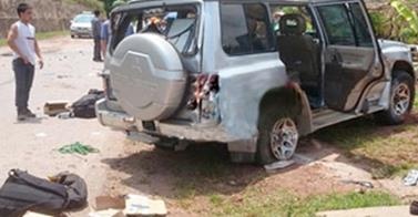 O to cho doan van cong no lop, dam cot moc hinh anh