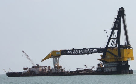 Can canh sieu tau ma truoc ngay di doi khoi Viet Nam hinh anh