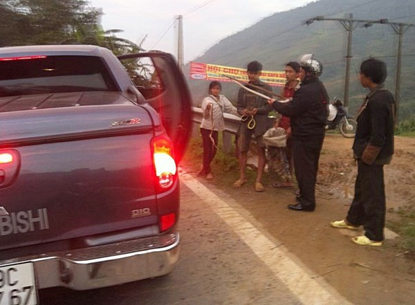 Một điểm bán rắn ở xã Trung Chải (Sa Pa).