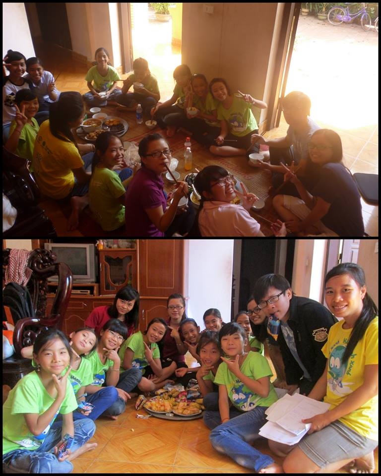 Khoảnh khắc gắn bó giữa các tình nguyện viên.