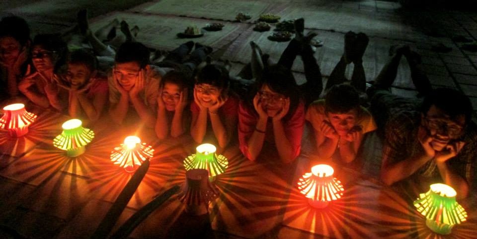 Những kỉ niệm khó quên giữa các tình nguyện viên và các học viên của dự án Bút Xanh Mê Linh.