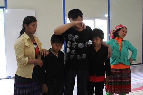 Vu Gia Po roi le khi ve den Viet Nam hinh anh