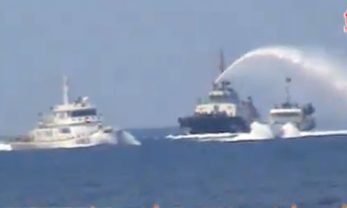 6 tau Trung Quoc kem 1 tau Viet Nam hinh anh