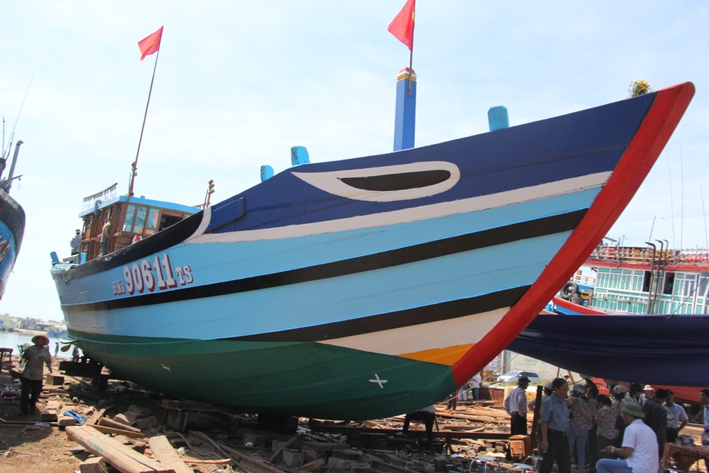 Tại buổi hạ thủy, ông Toàn cùng hàng chục thuyền viên đều cho biết, bất chấp sự quấy phá, ngăn cản của Trung Quốc, trong thời gian tới tàu cá này sẽ hiên ngang thẳng tiến Hoàng Sa để khai thác hải sản và góm phần bảo vệ chủ quyền. 