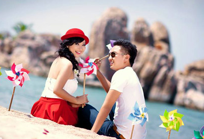 6 chuyen tinh tiep them niem tin cho cac cap doi yeu xa hinh anh