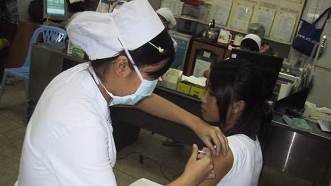 Phat dai den chet vi tin thay lang hinh anh