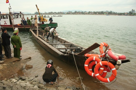 Dam do sau be giang, 3 nu sinh chet duoi hinh anh