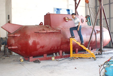 Dua hoat dong tau ngam vao Bo luat Hang hai VN hinh anh