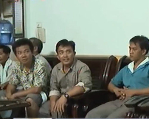 Ban tin VTV: Ngu dan tau ca ke lai phut bi dam chim hinh anh