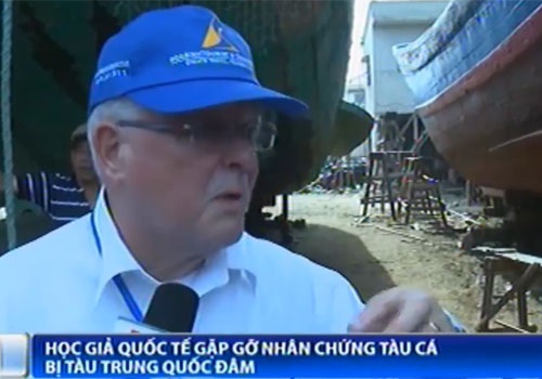Hoc gia quoc te gap go nhan chung tau ca bi Trung Quoc dam hinh anh