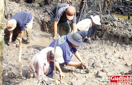 Một cảnh khai quật cổ vật.