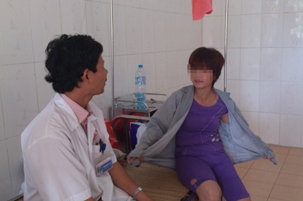 Roi loan tam than vi ham me co bac, ca do hinh anh