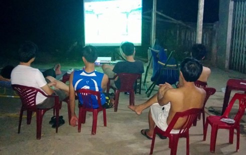 Lang que nao loan vi ca do World Cup hinh anh