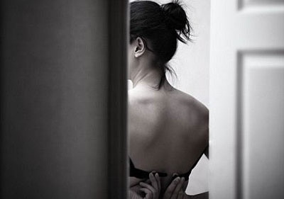 Nam thanh nien thiet mang sau vu nghi bi len nhin trom hinh anh