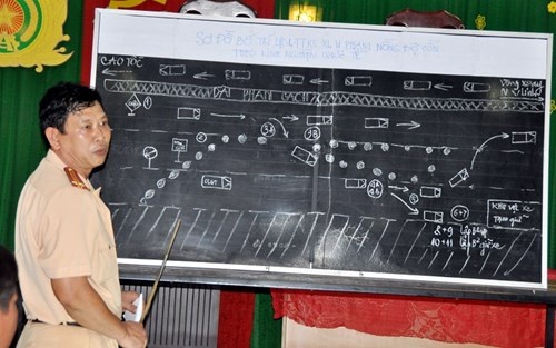 Theo Thiếu tá Huỳnh Trung Phong, Phó trưởng phòng PC67, đây là quy trình được áp dụng theo kinh nghiệm quốc tế với nhiều ưu điểm. Ngoài việc tạo thuận tiện cho người dân đi xe gắn máy, xe ô tô từ 12 chỗ trở xuống, xe tải từ 3,5 tấn trở xuống thì quy trình mới còn mang lại hiệu quả cao vì có thể kiểm tra được số lượng lớn...