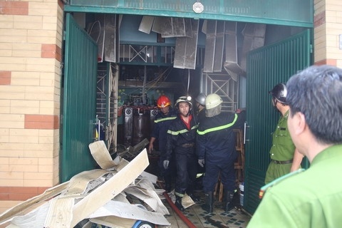 Do den cay, be 16 thang tuoi bi chet chay hinh anh