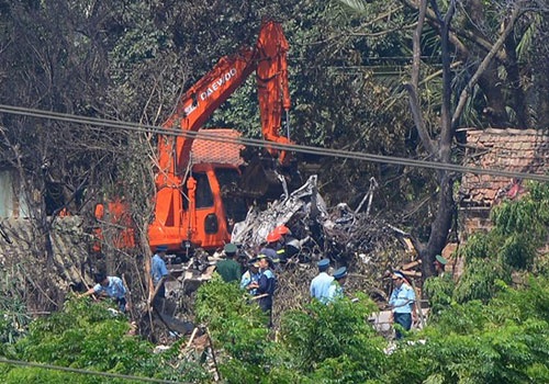 VTV trua 7/7: Truc thang roi tai Hoa Lac hinh anh