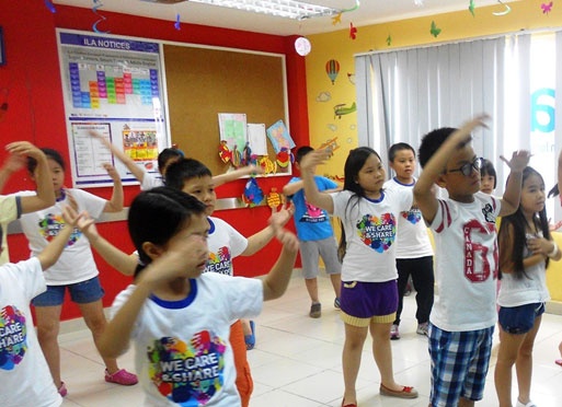 Các bé được khám phá để phát huy thêm khả năng nhảy múa cũng như rèn luyện được rất nhiều kỹ năng cho mình với CLB nhảy hiện đại.