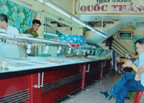 Hiện trường một vụ trộm táo tợn do Nhã “ông trời” gây ra.