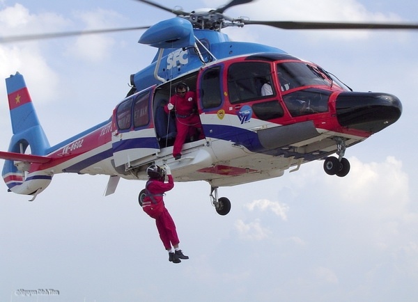 Phi doi truc thang hung hau cua Khong quan Viet Nam hinh anh