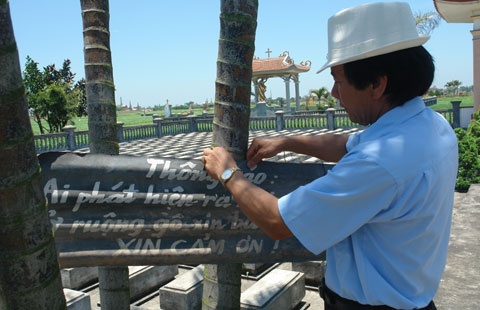 Với ông, việc ông làm là nghĩa cử trả ơn cuộc đời.