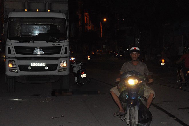 Chiếc xe tải mà đối tượng Tới lao đầu vào tự tử.