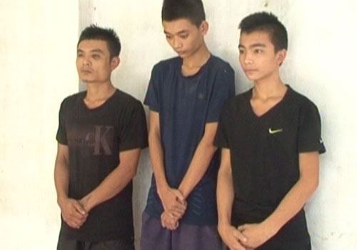 Cap doi gay hon chuc vu trom, cuop trong thang ruoi hinh anh