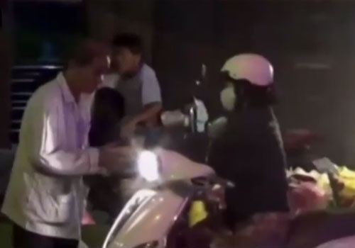 VTV: Duong day chan dat nguoi gia di an xin o TP.HCM hinh anh