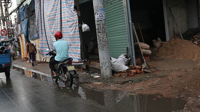 Chet nguoi sau khi do nong do con: Khoi to 3 bi can hinh anh