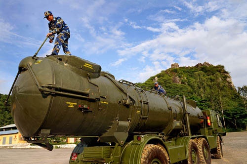 Ten lua phong thu bo bien cua Viet Nam hinh anh