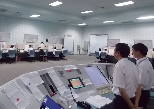 Nhung nguoi 'lai' phi cong hinh anh