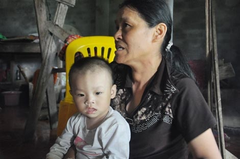 Cau be bi bo roi noi hang da mang tieng la ma rung hinh anh