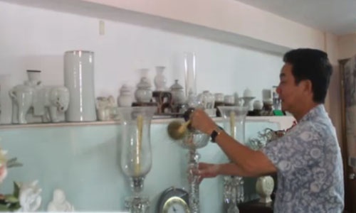 'Vua do co' Sai Gon ban kho bau chuc trieu USD hinh anh