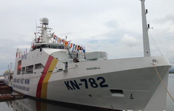 Ban giao them tau kiem ngu hien dai nhat Viet Nam hinh anh