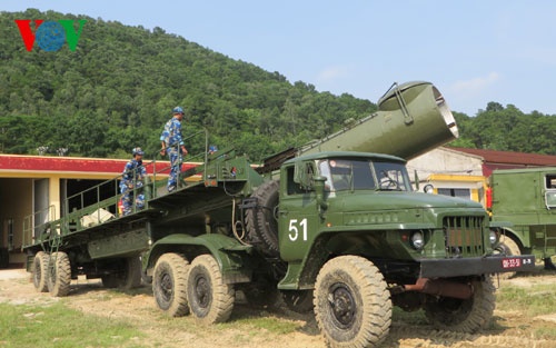 Được học trước mô hình với cơ chế vận hành như thật, quá trình huấn luyện trên vũ khí khí tài thật của đội Hỏa lực, Lữ đoàn 679 hiệu quả hơn.