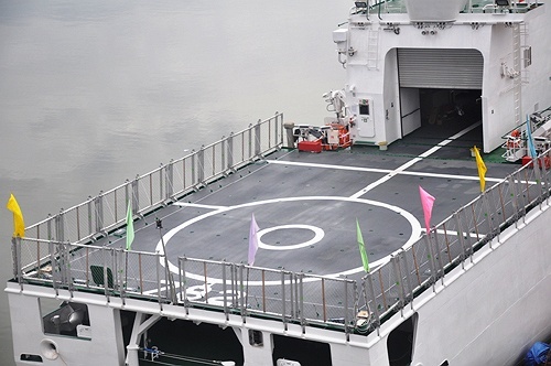 Tren tau kiem ngu hien dai nhat Viet Nam hinh anh