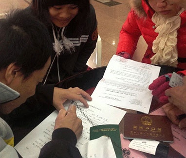 Mỗi năm có hàng trăm cô gái từ Cần Thơ sang Phúc Kiến (Trung Quốc) đăng ký kết hôn.