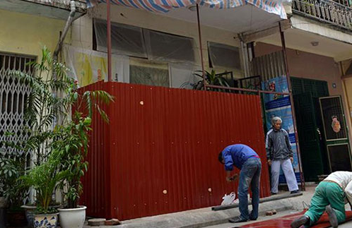 'Bom ban' tan cong nhieu nha dan Ha Noi hinh anh