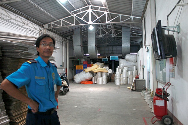 Chu doanh nghiep ngoai bo tron o TP.HCM hinh anh