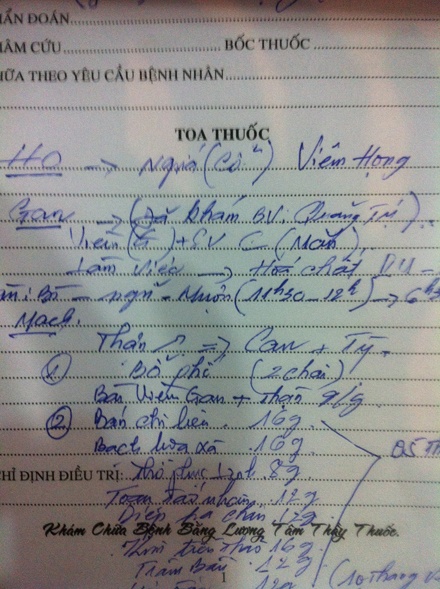 Đơn thuốc hoàn toàn dựa theo lời khai của người bệnh.