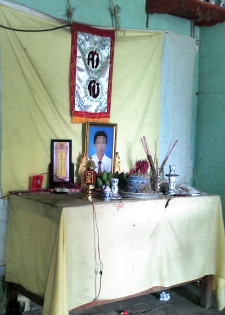 Các con bà Nhung dính vào nghiện ngập, để rồi kẻ vào tù, người chết vì căn bệnh thế kỷ HIV/AIDS.