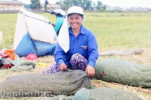 Chị Hồng cười tươi với 