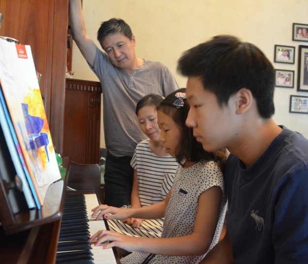 Gia đình anh Hwang Gun Il.