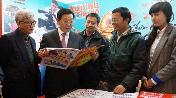 Ky niem 38 nam ngay Bao An ninh Thu do ra so dau hinh anh