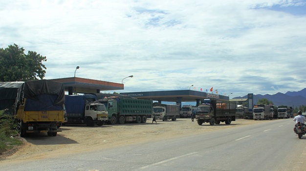 Quan ly duong bo to CSGT 'lo la' chong xe qua tai hinh anh