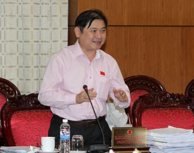 Mua sam vu khi cung can phai kiem toan hinh anh