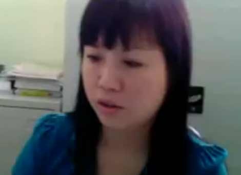 Clip can bo Bo Cong thuong nhan tien lot tay cong khai tai tru so hinh anh