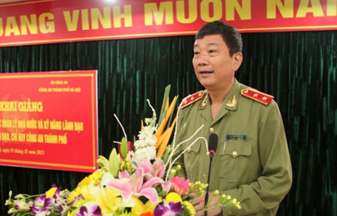 Trung tướng Nguyễn Xuân Tư.