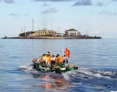 TQ mo du lich Hoang Sa la xam pham chu quyen Viet Nam hinh anh